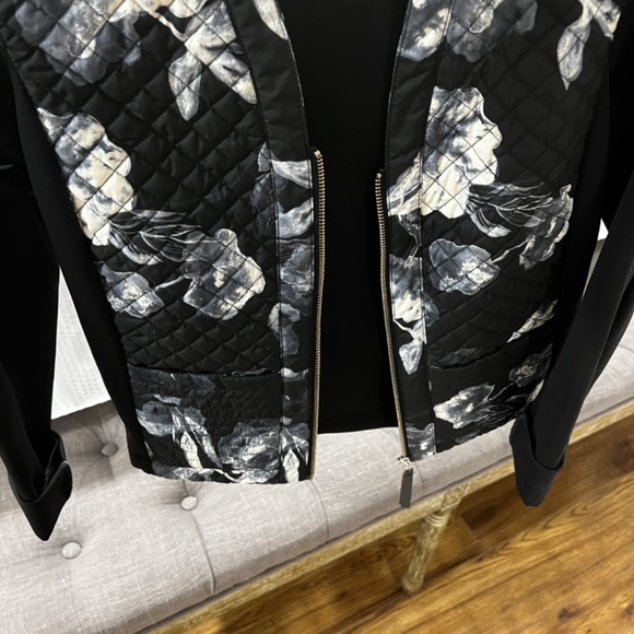 Lululemon jacket - Picture 3 of 4